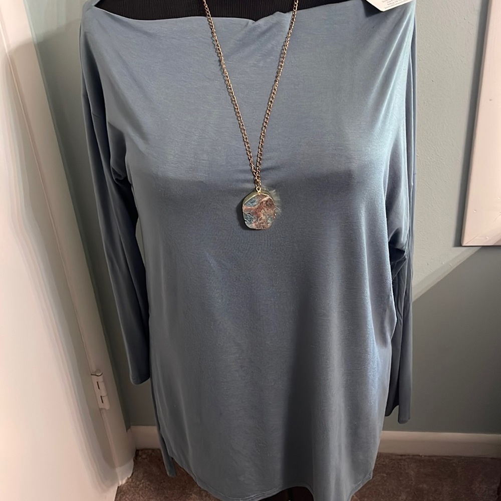 Embrace soft oversized tunic long-sleeved tee. Blue-gray. SZ L